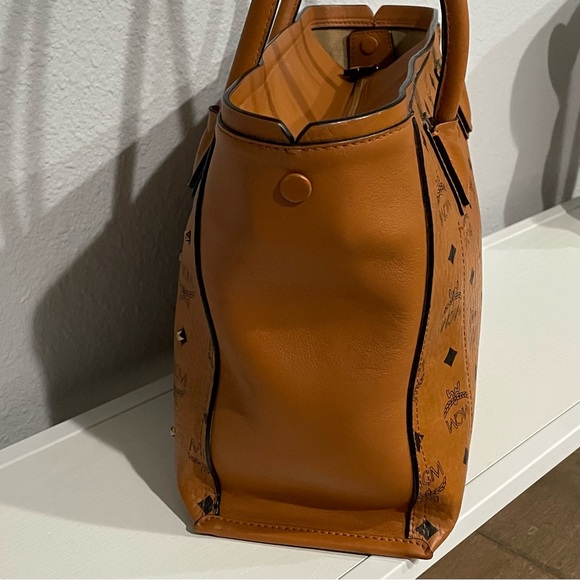 MCM Visetos Studded Shoulder Bag - Picture 4 of 15